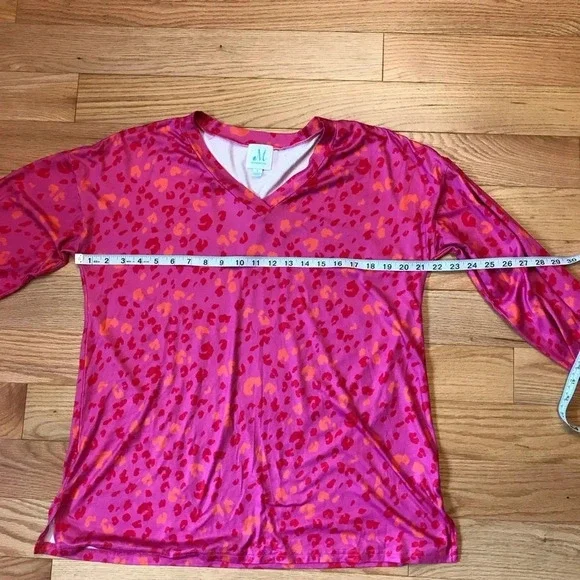 NWOT Pink Leopard Top - Picture 5 of 10